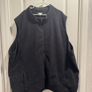 Men's Black Zip-Front Vest